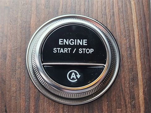 New 2026 Mercedes-Benz GLC 300 4MATIC image 23