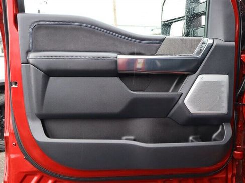 Used 2025 Ford F350 Platinum w/ FX4 Off-Road Package image 13