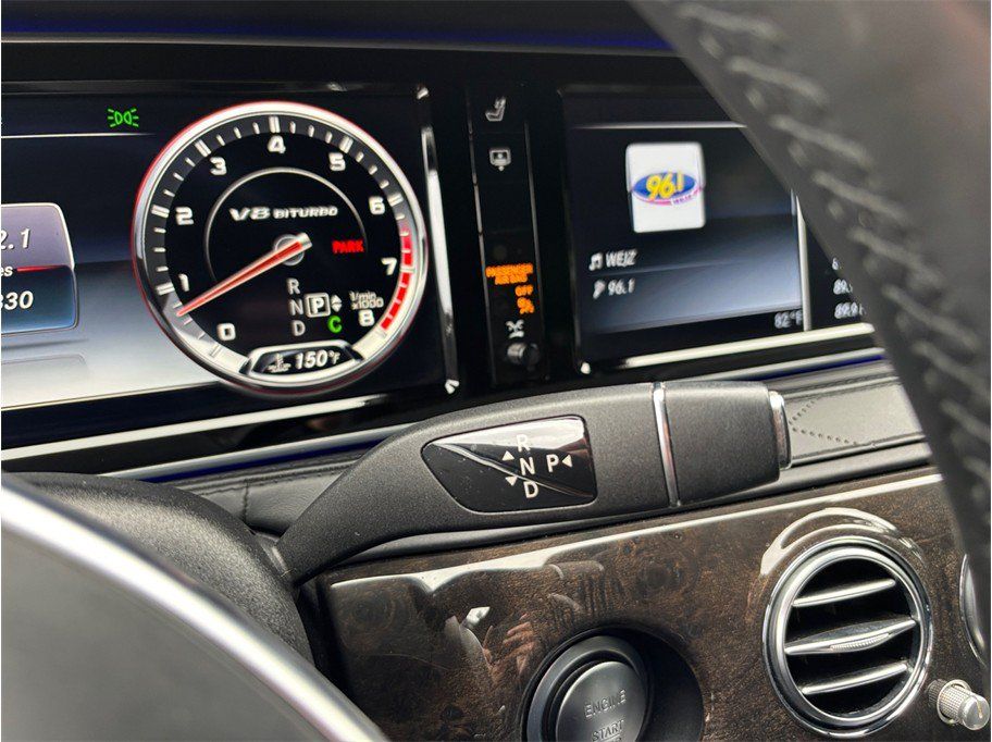 Used 2016 Mercedes-Benz S 63 AMG 4MATIC Sedan image 39