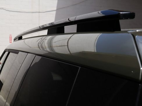 Used 2025 Hyundai Santa Fe SEL FWD image 11