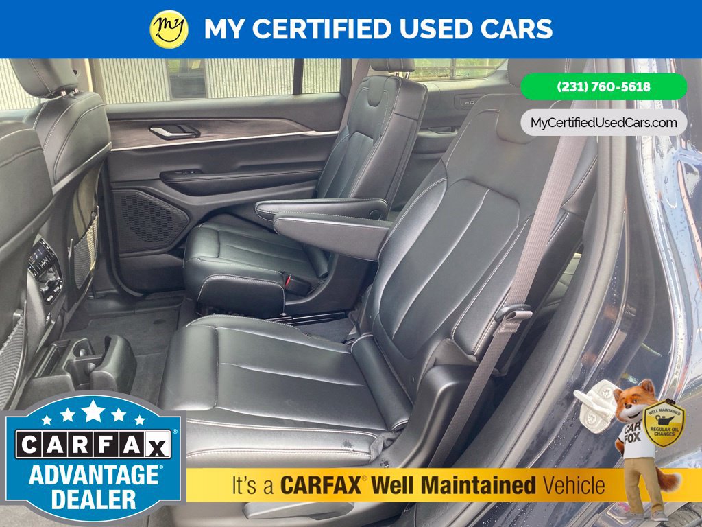 Used 2023 Jeep Grand Cherokee L Limited AWD/4WD image 19