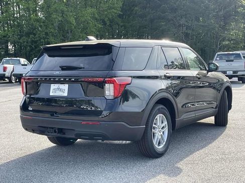 New 2026 Ford Explorer Active image 3