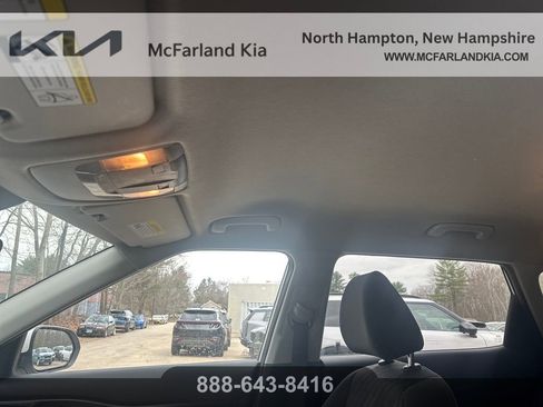 Used 2024 Kia Seltos LX AWD/4WD image 17