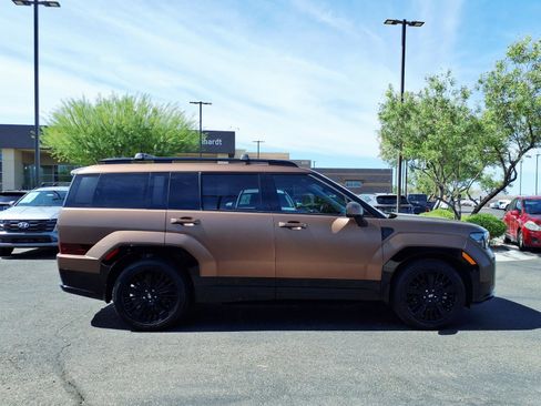 Used 2025 Hyundai Santa Fe Calligraphy FWD image 7