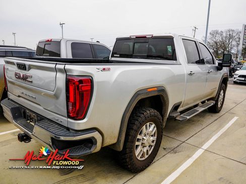 Used 2020 GMC Sierra 2500 SLT w/ SLT Premium Plus Package image 3