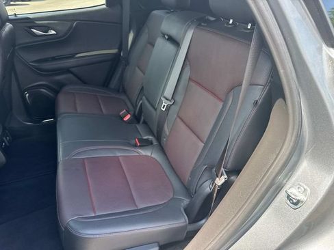 Used 2025 Chevrolet Blazer RS FWD image 16