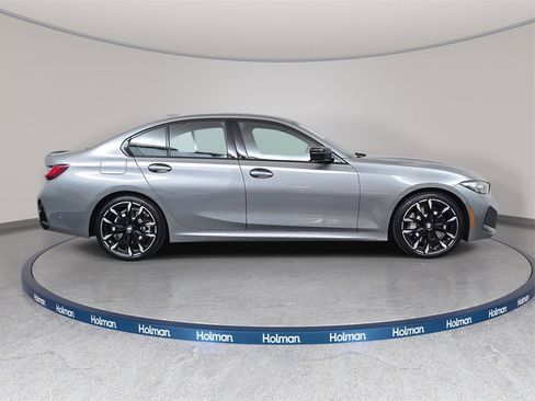Used 2025 BMW 330i xDrive Sedan w/ M Sport Package image 5