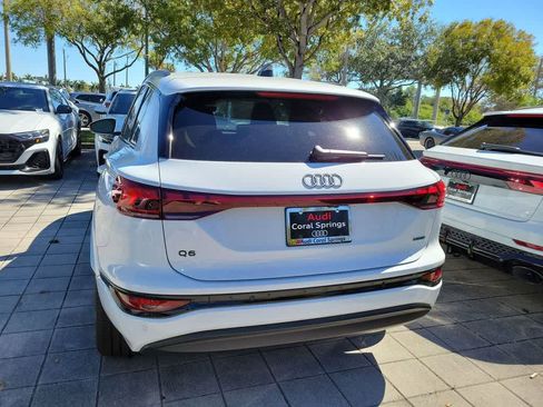 New 2025 Audi Q6 e-tron Premium Plus image 4