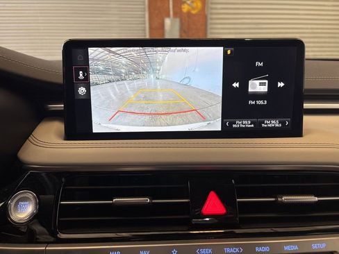 Used 2025 Genesis G70 2.5T RWD image 37