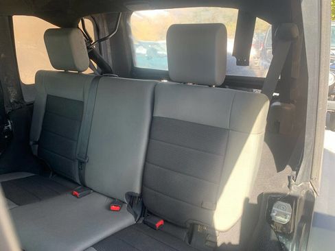 Used 2009 Jeep Wrangler Unlimited X image 6