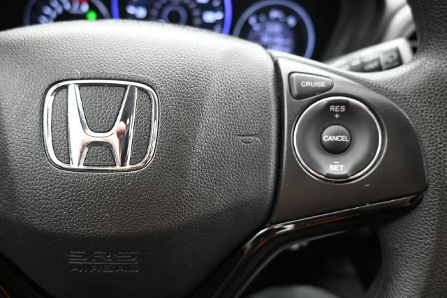 Used 2022 Honda HR-V LX image 28