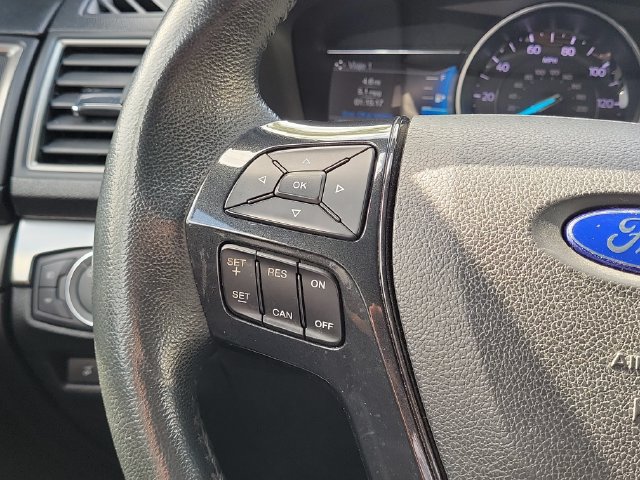 Used 2018 Ford Explorer XLT w/ Equipment Group 202A FWD image 18