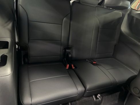 New 2026 Chevrolet Traverse LT image 18