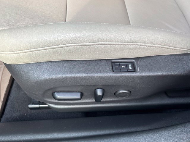 Used 2019 Buick Regal Essence w/ Driver Confidence Package I AWD/4WD image 22