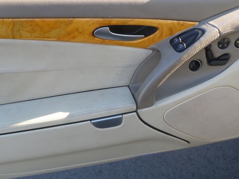 Used 2003 Mercedes-Benz SL 500 image 14