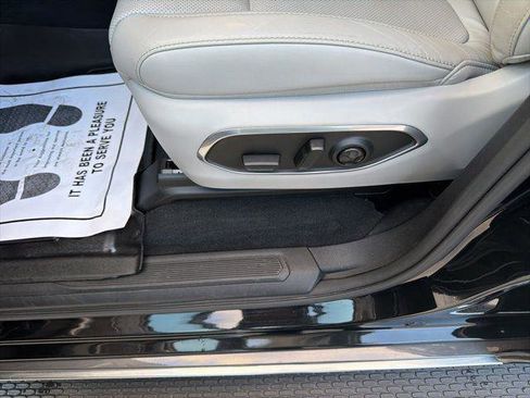 Used 2022 Jeep Wagoneer Series II image 11