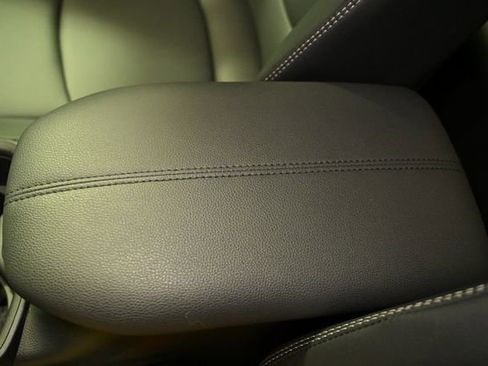 Used 2025 Toyota RAV4 XLE Premium image 23