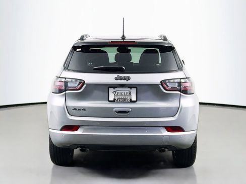 Used 2023 Jeep Compass High Altitude w/ Driver Assist Group I AWD/4WD image 6