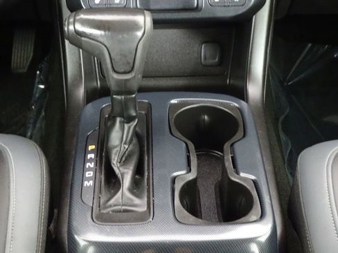 Used 2016 Chevrolet Colorado Z71 image 36