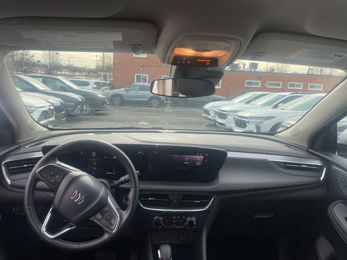 Used 2025 Buick Encore GX Preferred image 33