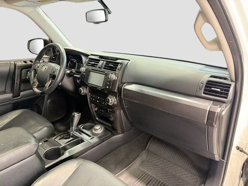 Used 2019 Toyota 4Runner Limited AWD/4WD image 27