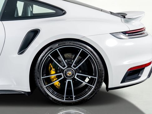 Used 2022 Porsche 911 Turbo S image 18