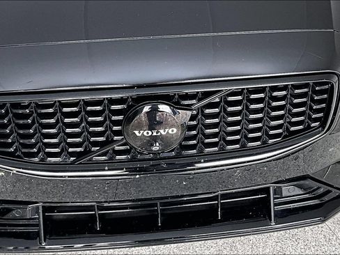 Used 2024 Volvo S60 B5 Plus w/ Climate Package AWD/4WD image 31