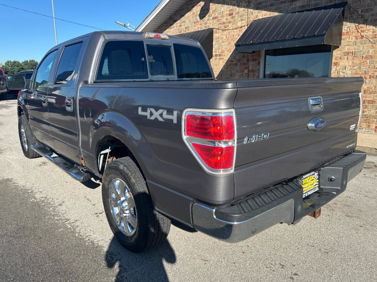 Used 2011 Ford F150 XLT w/ XLT Chrome Pkg AWD/4WD image 9