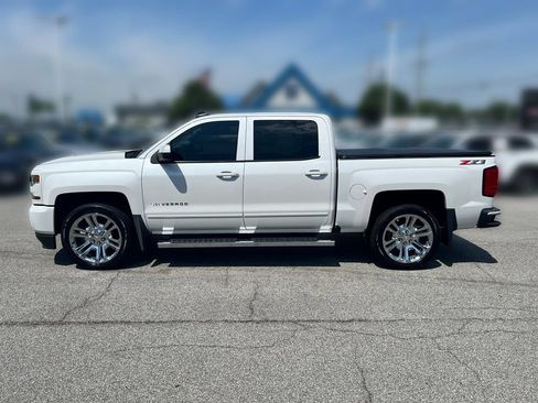 Used 2018 Chevrolet Silverado 1500 LT w/ True North Edition AWD/4WD image 2