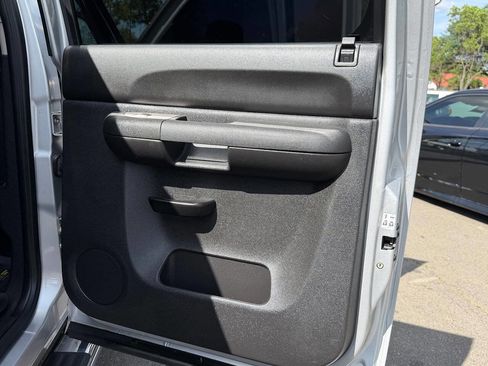 Used 2010 GMC Sierra 2500 SLE w/ Suspension Package, Off-Road image 21