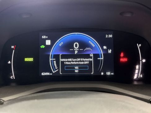 Used 2025 Toyota Camry SE FWD image 17