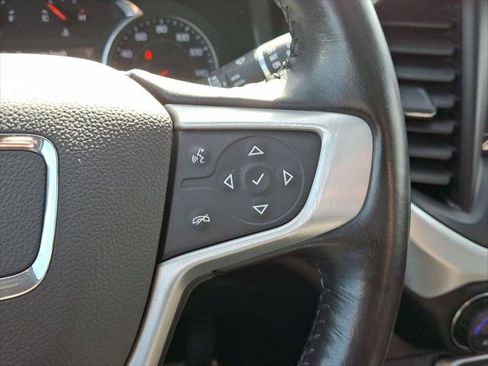 Used 2020 GMC Acadia SLT w/ LPO, Floor Liner Package image 18