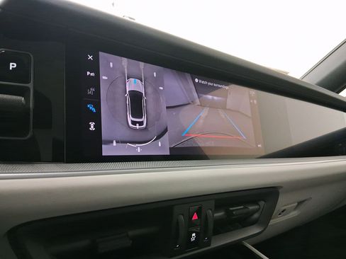 New 2026 Porsche Cayenne Coupe image 29