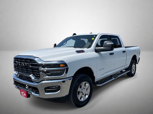 Used 2026 RAM 2500 Big Horn AWD/4WD image 7