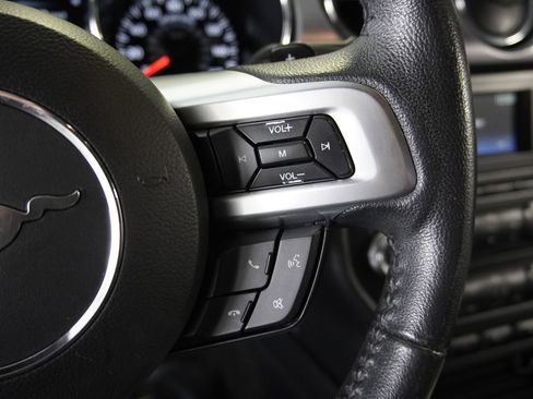 Used 2015 Ford Mustang EcoBoost image 16