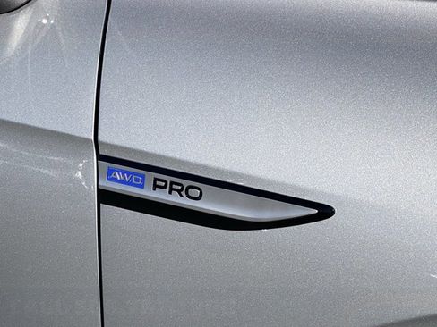 New 2026 Volkswagen ID.4 Pro AWD/4WD image 18