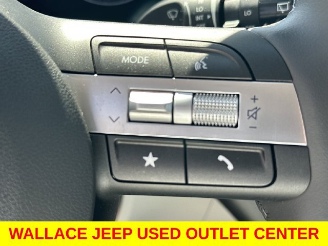 Used 2024 Hyundai Kona SEL FWD image 23