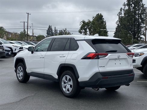 Certified 2025 Toyota RAV4 LE image 4