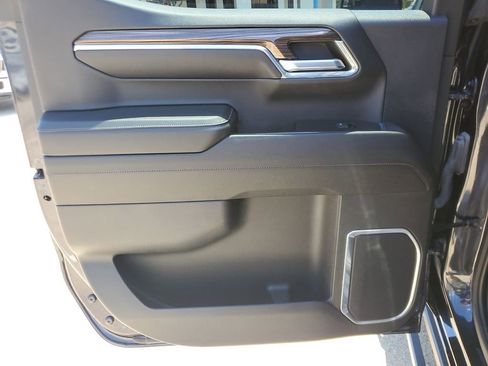 Used 2024 Chevrolet Silverado 1500 RST AWD/4WD image 14