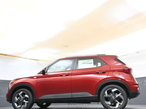 New 2026 Hyundai Venue SEL image 40