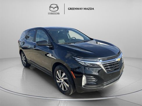 Used 2022 Chevrolet Equinox LT image 1