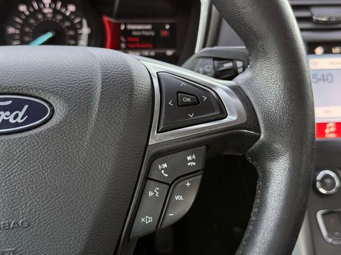 Used 2018 Ford Fusion SE w/ Equipment Group 602A FWD image 23