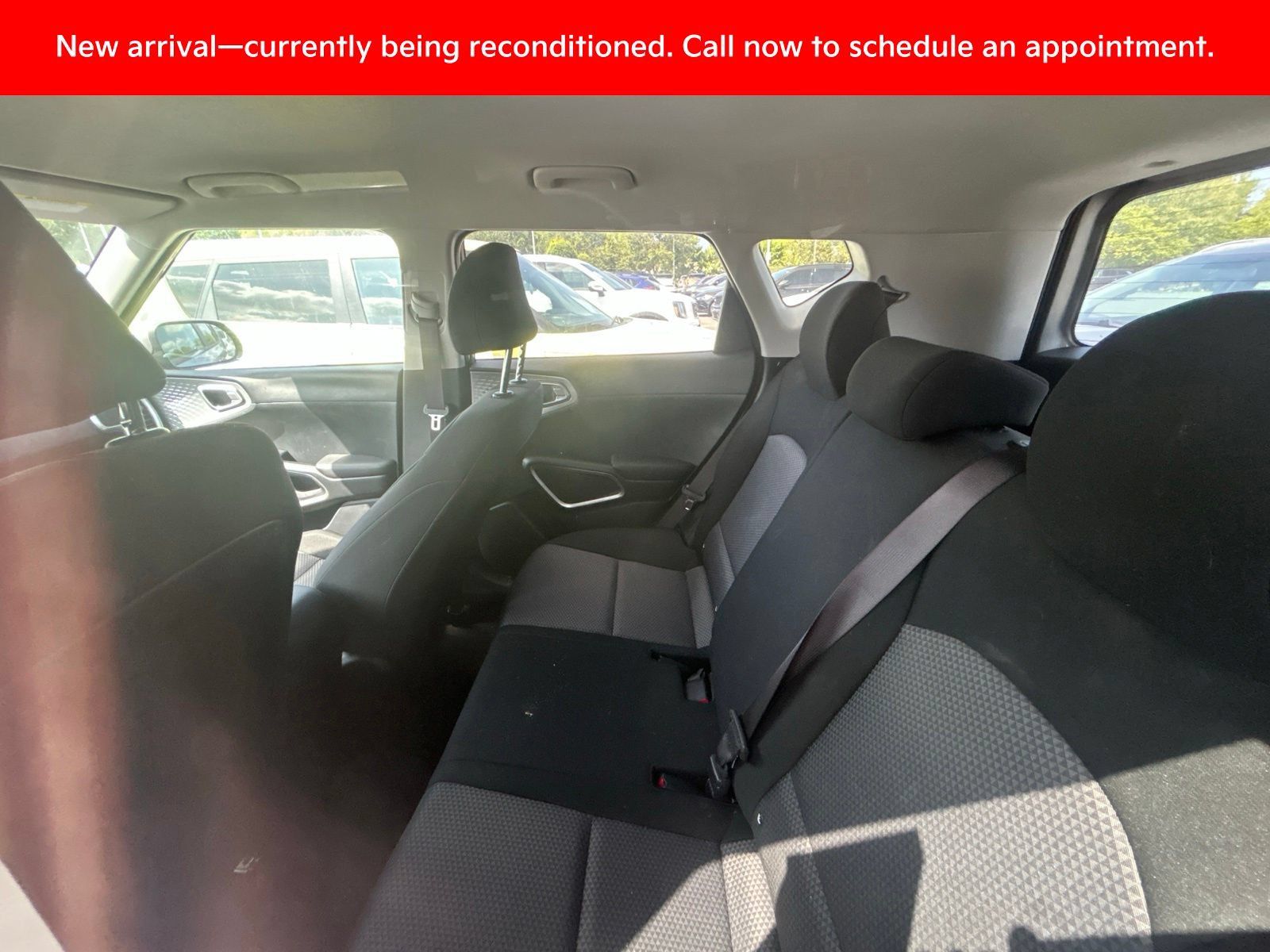 Certified 2025 Kia Soul LX w/ LX Technology Package FWD image 6