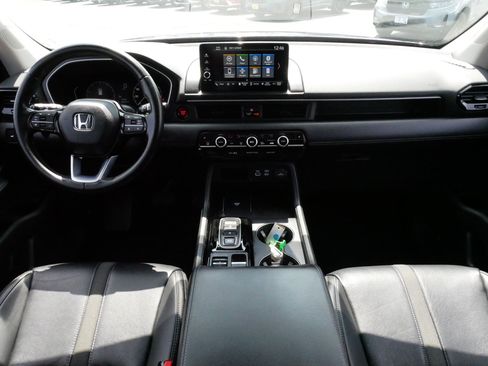Used 2023 Honda Pilot EX-L image 10