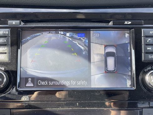 Used 2016 Nissan Rogue SL w/ SL Premium Package image 10