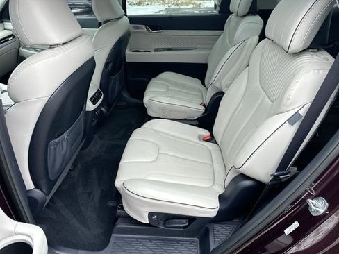 Used 2024 Hyundai Palisade Calligraphy image 27