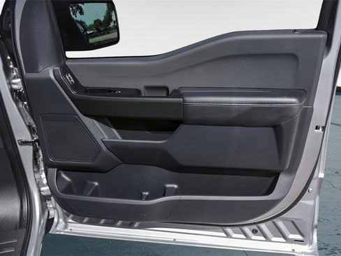 Used 2024 Ford F150 STX image 32