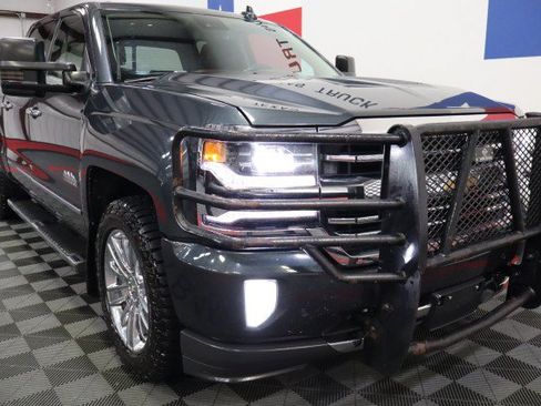 Used 2018 Chevrolet Silverado 1500 High Country AWD/4WD image 23