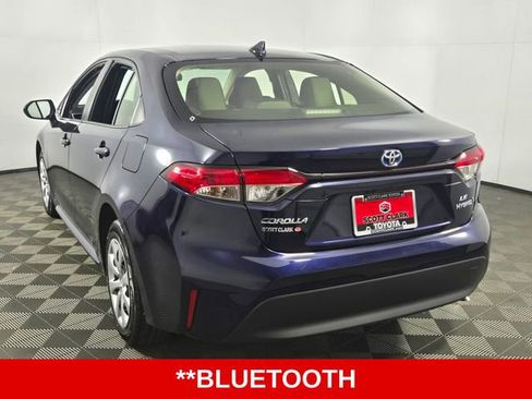 Used 2024 Toyota Corolla LE image 6
