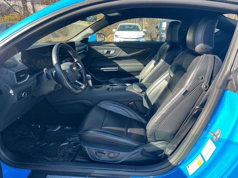 Used 2024 Ford Mustang Premium image 21